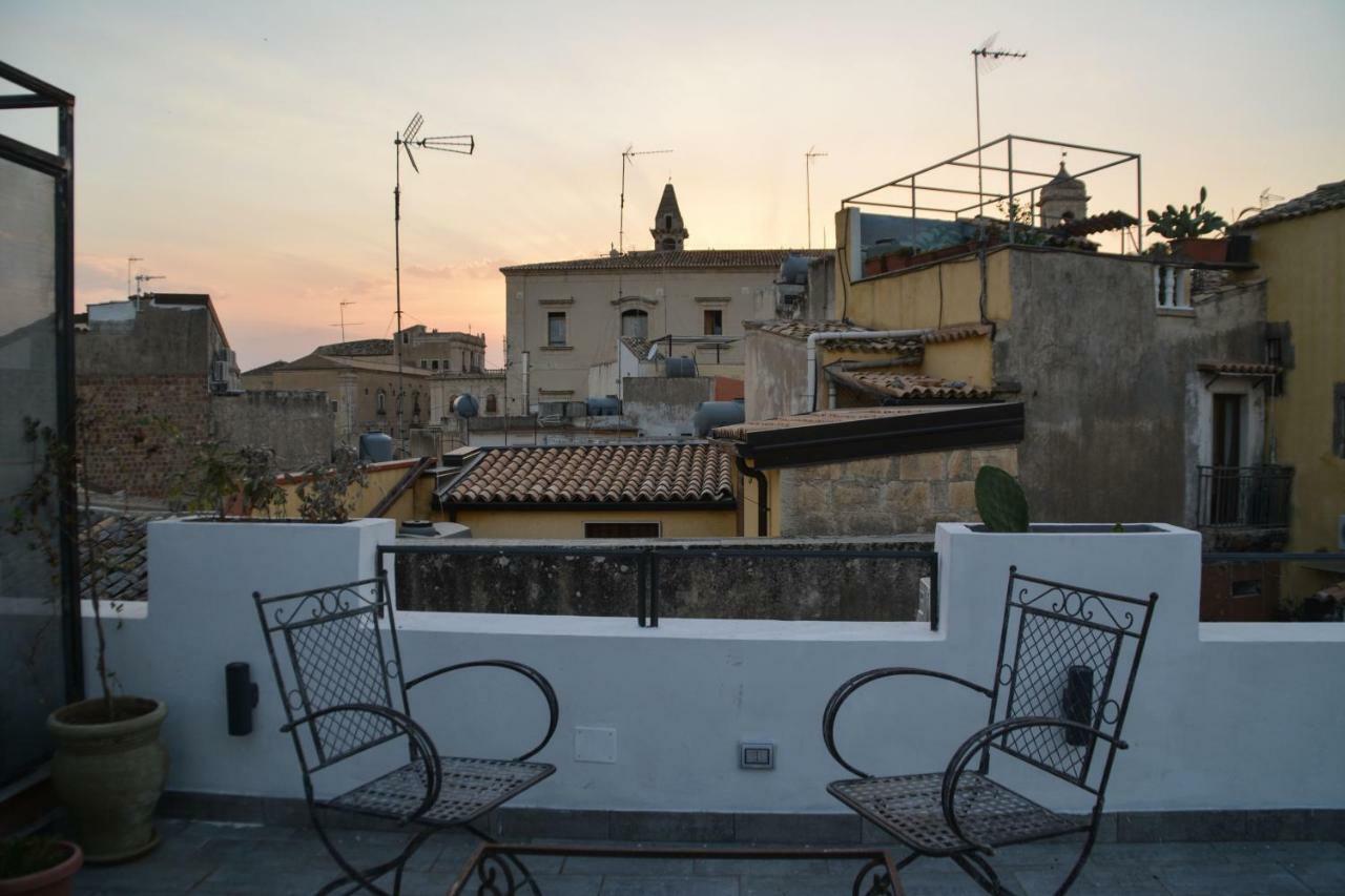 Zioli 3* Noto